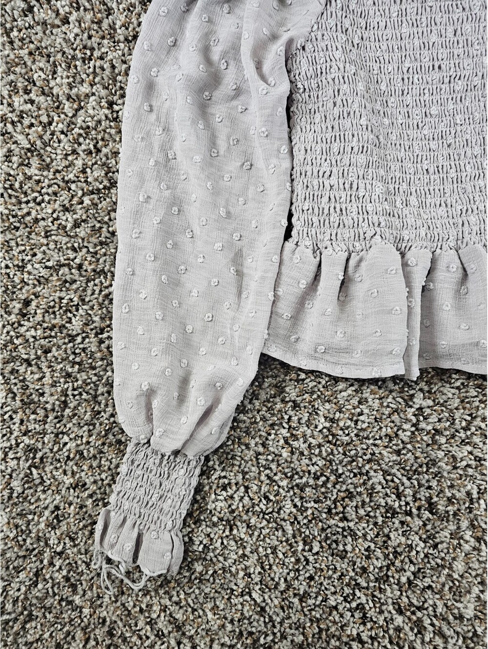 Chelsea & Violet Girls Sz S Long Sleeve Smocked Boho Top Gray Silver - Picture 2 of 4